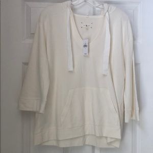 Hoodie sweatshirt with front pockets🤍